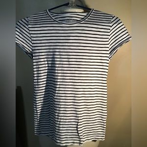 Women’s size extra small J.Crew studio short sleeve tee CC